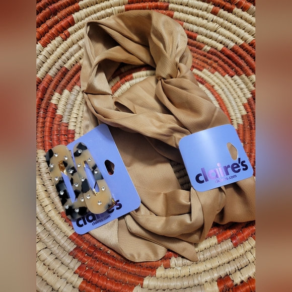 Accessories - Claires Headbands Lot Of 2 Womens Hair Accessories